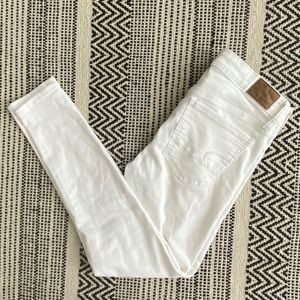 AE white jeans